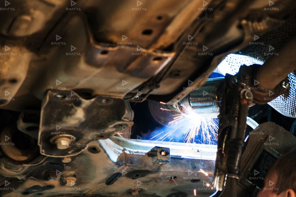 Ремонт выхлопной системы Mitsubishi Lancer в Челябинске