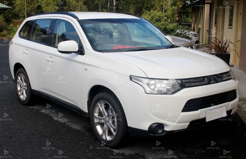 Диагностика ошибок сканером Mitsubishi Outlander в Челябинске Диагностика ошибок сканером Mitsubishi Outlander в Челябинске
